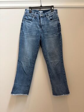 Like New STS Blue Straight-Leg Women's Ankle Jeans in Medium Blue Size 27